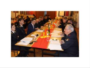 8B8CE33B-DDDC-417B-8994-54E81B7C14DB